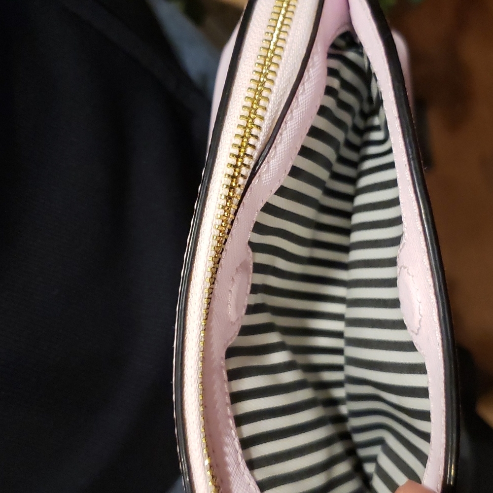 Kate Spade Crossbody bag like new - Picture 4 of 11